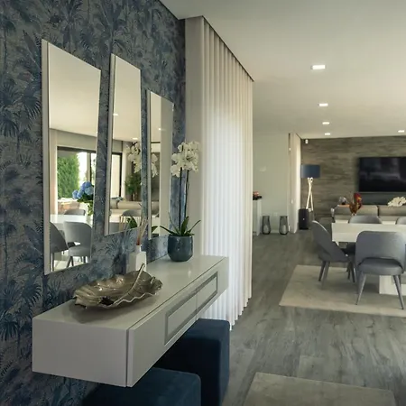 Vietnam House Villa *