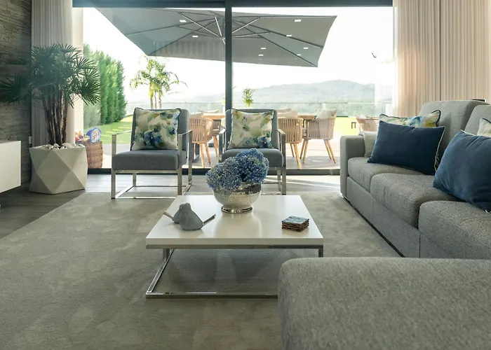 Vietnam House Areias de Vilar